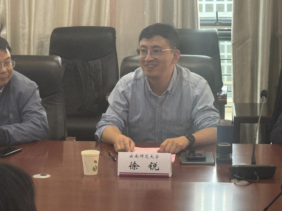 9ca4af92a4ede8548ac3d22e402f15c